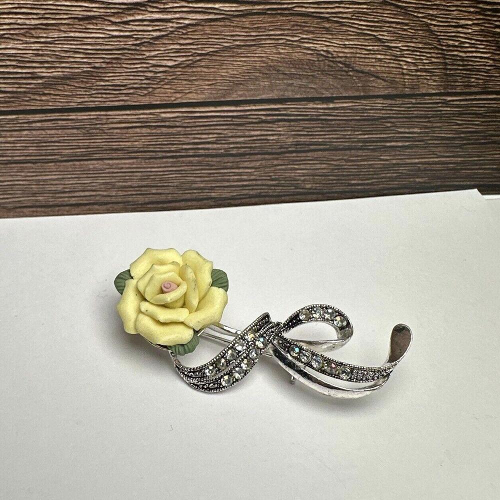 Avon Yellow Porcelain Flower Rhinestone Silver Tone Brooch Pin Signed